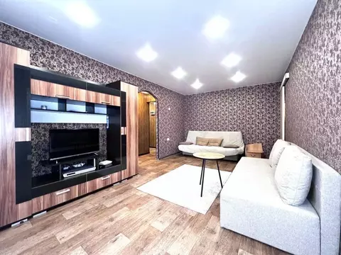 1-к кв. Мурманская область, Мурманск ул. Полярные Зори, 3 (47.0 м)