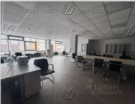 Торговая площадь в Москва ул. 6-я Нововатутинская, 2 (326 м)