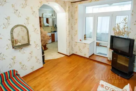 3-к кв. Крым, Феодосия ул. Советская, 19 (68.0 м)