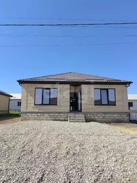 Дом в Ставропольский край, Михайловск Шпаковский район, ул. Михаила ...