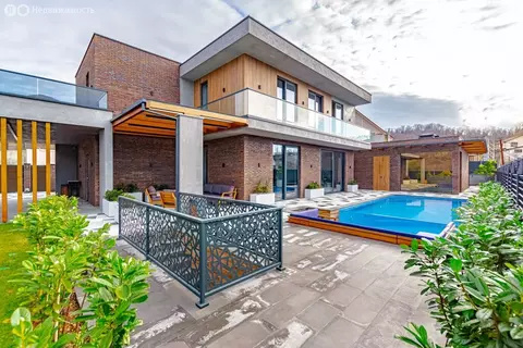 Дом в Краснодарский край, городской округ Сочи, село Васильевка (300 ...