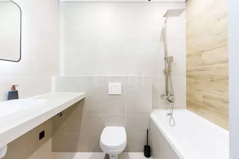 1-к кв. Тюменская область, Тюмень ул. Василия Малкова, 12 (40.0 м)