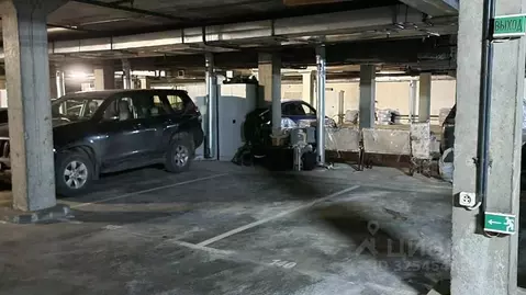 Гараж в Москва Азовская ул., 24К1 (18 м)