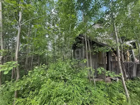 Участок в Ленинградская область, Волховский район, Кисельнинское ...