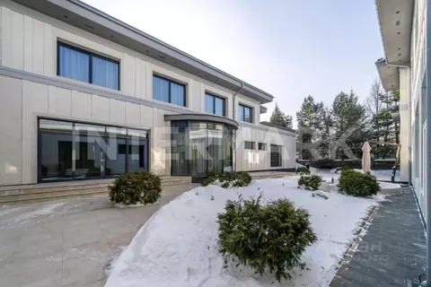 Коттедж в Московская область, Одинцовский городской округ, д. Барвиха, ...