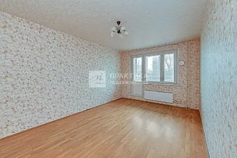 Продается 3-комнатная квартира