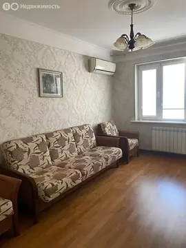 2-комнатная квартира: Махачкала, проспект Имама Шамиля, 95 (49.9 м)