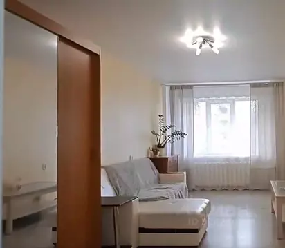 1-к кв. Брянская область, Брянск ул. Докучаева, 11 (39.0 м)