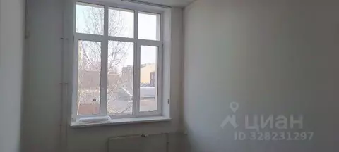 Склад в Санкт-Петербург Уральская ул., 19к10 (18 м)