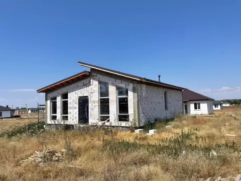 Дом в Крым, Симферопольский район, с. Урожайное  (114 м)