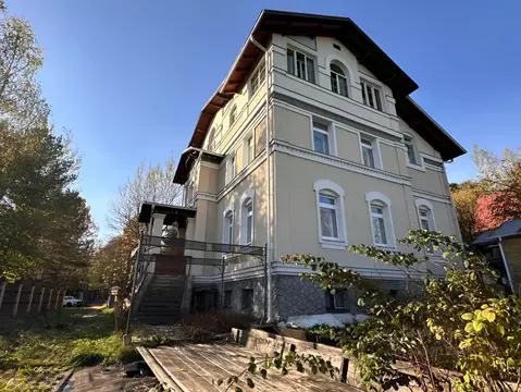 Дом в Московская область, Одинцовский городской округ, пос. Мозжинка  ...