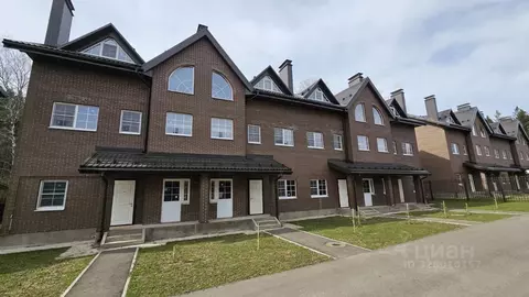 Таунхаус в Московская область, Дмитровский муниципальный округ, Аква ...