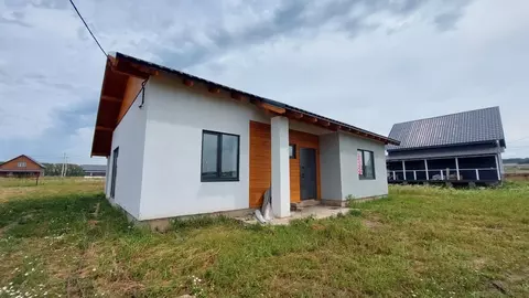 Дом в Башкортостан, Уфимский район, Дмитриевский сельсовет, д. ...