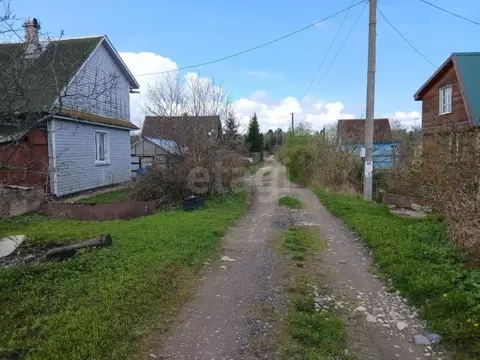 Дом в Ленинградская область, Волховский район, Бережковское с/пос, ...