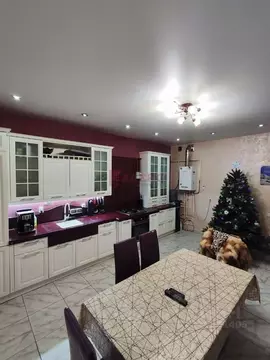 Дом в Ростовская область, Ростов-на-Дону Юбилейная ул. (246 м)