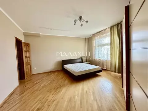 4-к кв. Самарская область, Самара ул. Циолковского, 1а (140.6 м)