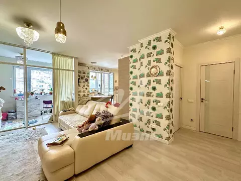 Продается 2-комнатная квартира