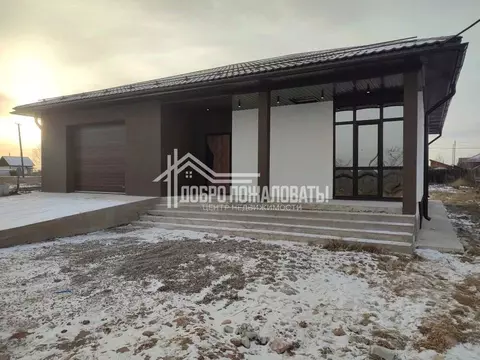 Дом в Хакасия, Усть-Абаканский район, с. Зеленое ул. Малиновая, 28 ...