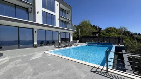 Дом в Крым, Ялта городской округ, Отрадное пгт ш. Дражинского (250 м)