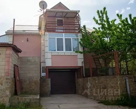 Дом в Крым, Судак Платановый кв-л,  (300 м)