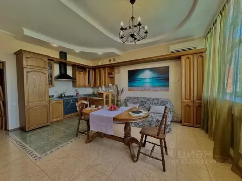 2-к кв. Краснодарский край, Геленджик ул. Савицкого, 2А (85.0 м)