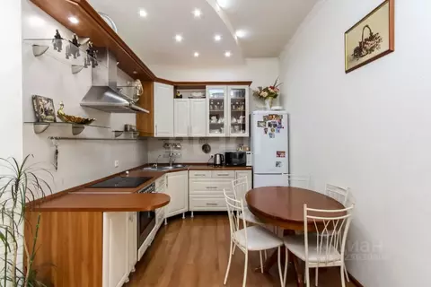 2-к кв. Тюменская область, Тюмень Шаимский проезд, 12 (73.7 м)