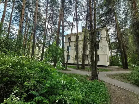 Продается 3-комнатная квартира
