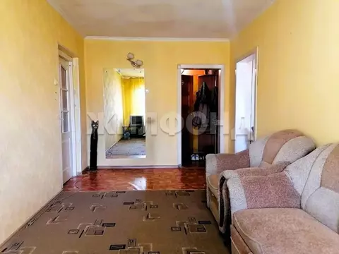 3-к кв. Хакасия, Абакан Трудовая ул., 73 (74.9 м)