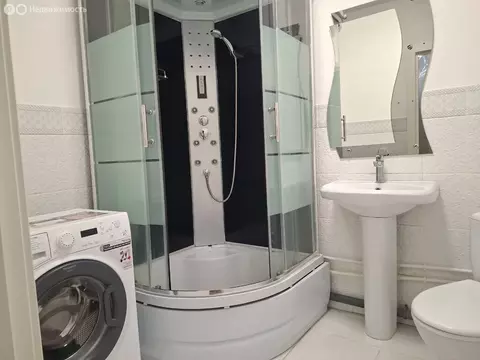 2-комнатная квартира: Волгоград, район Семь Ветров, бульвар 30-летия ...