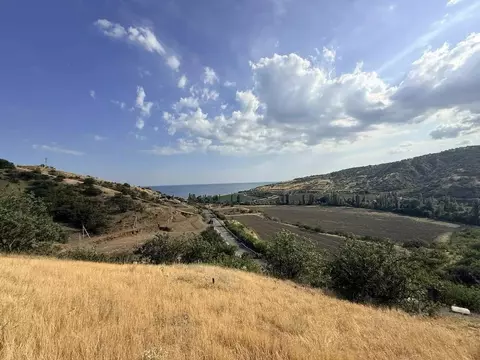 Участок в Крым, Алушта муниципальный округ, с. Приветное ул. Горького, ...