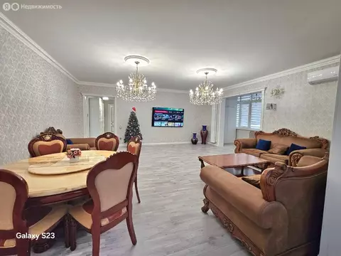 3-комнатная квартира: Махачкала, улица Даниялова, 101 (144 м)