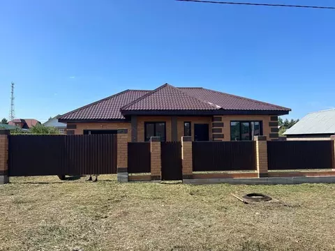 Дом в Оренбургская область, пос. Переволоцкий  (108 м)