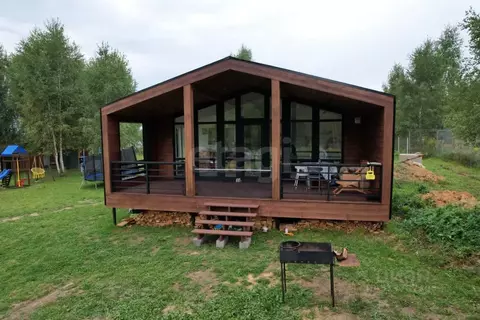 Дом в Калужская область, Малоярославецкий муниципальный округ, с. ...