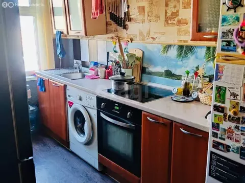 4-комнатная квартира: Златоуст, улица имени М.С. Урицкого, 11А (60.3 ...