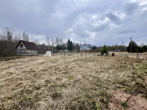 Участок в Ленинградская область, Киришский район, Будогощское ...
