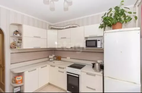 3-к кв. Новосибирская область, Новосибирск ул. В. Высоцкого, 42 (65.2 ...