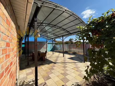 Дом в Краснодарский край, Ейский район, Красноармейское с/пос, пос. ...