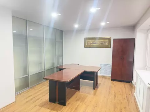 Офис в Челябинская область, Челябинск ул. Энгельса, 61А (100 м)