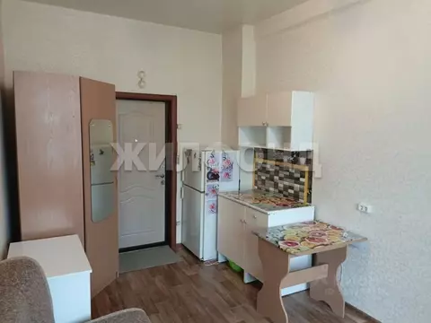 Комната Новосибирская область, Новосибирск ул. Титова, 7 (12.6 м)