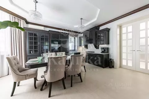 Дом в Московская область, Одинцовский городской округ, д. Барвиха, ...