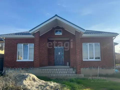 Дом в Ставропольский край, Михайловск Шпаковский район, ул. Валентина ...