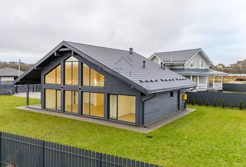 Дом в Ленинградская область, Ломоносовский район, Кипенское с/пос, д. ...