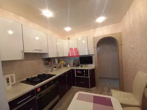 3-к кв. Ярославская область, Рыбинск просп. Революции, 2 (62.7 м)