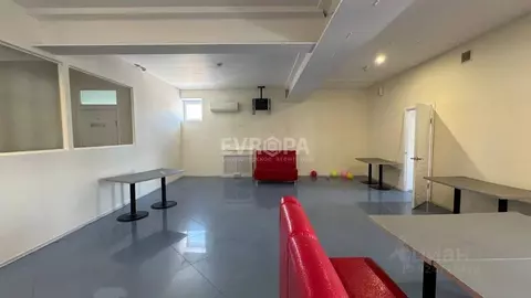 Офис в Ульяновская область, Ульяновск просп. Нариманова, 44 (100 м)