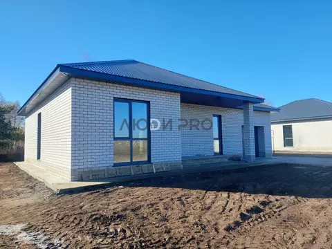 Коттедж в Алтайский край, Первомайский район, с. Фирсово ул. Петра ...