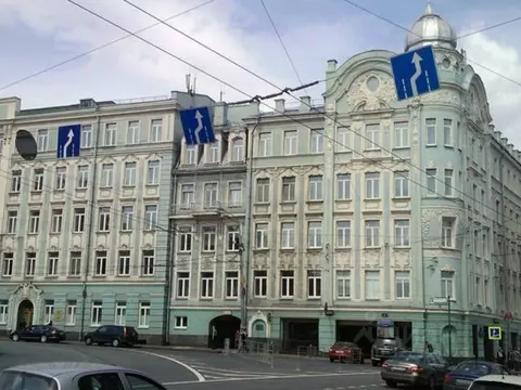 Торговая площадь в Москва ул. Воздвиженка, 4/7С1 (126 м)