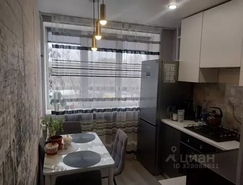 3-к кв. Волгоградская область, Волгоград ул. 50 лет Октября, 17 (59.2 ...