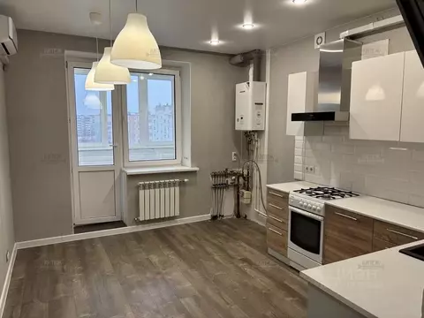 2-к кв. Калужская область, Калуга бул. Сиреневый, 14 (64.7 м)