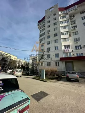 Торговая площадь в Крым, Феодосия бул. Старшинова, 10А (98 м)