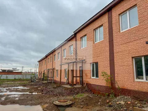 Таунхаус в Челябинская область, Магнитогорск ул. Калмыкова, 32А (156 ...